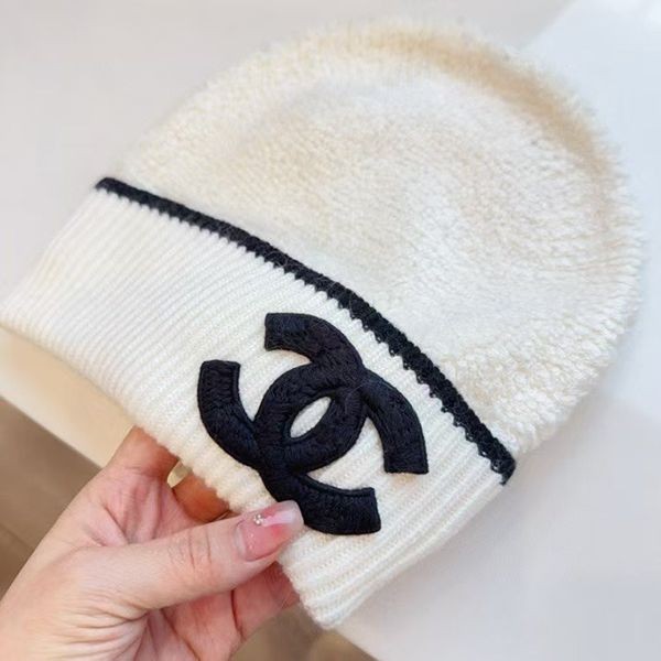 ☆超人気☆【オシャレなビーニー】シャネル ニット帽 パロディ shr92134